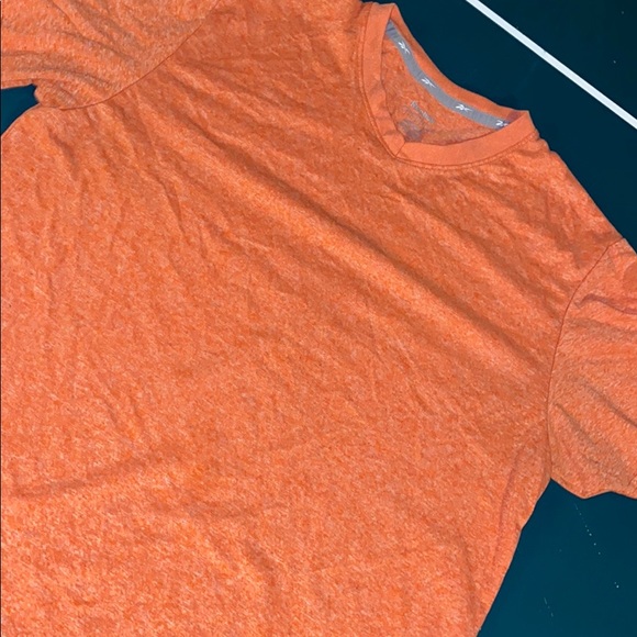 Women’s orange Reebok exercise top🧡 - Picture 6 of 8